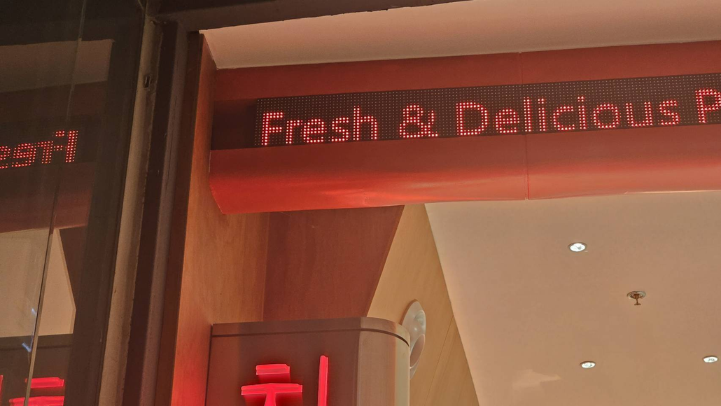 ป้ายไฟ LED ป้ายไฟวิ่ง